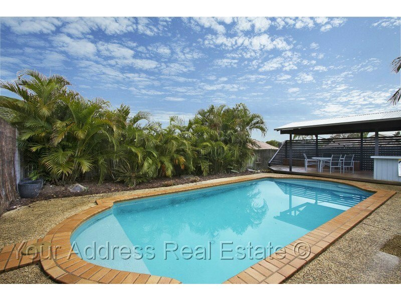 3 McIntyre Street, Hillcrest QLD 4118