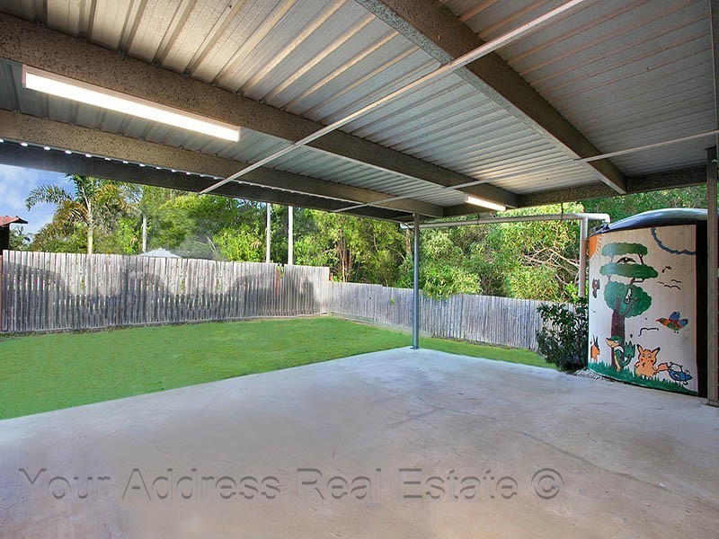 19 Conifer Street, Hillcrest QLD 4118