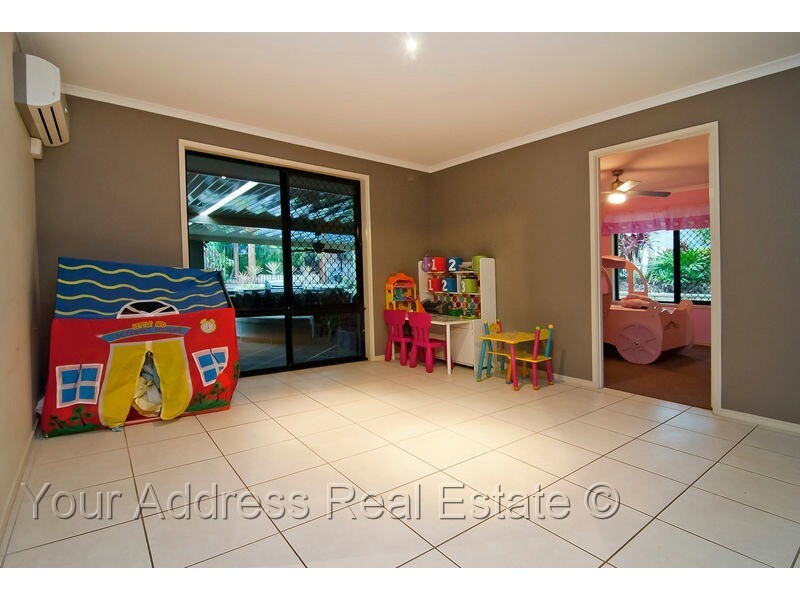 7 Cockatiel Court, Greenbank QLD 4124