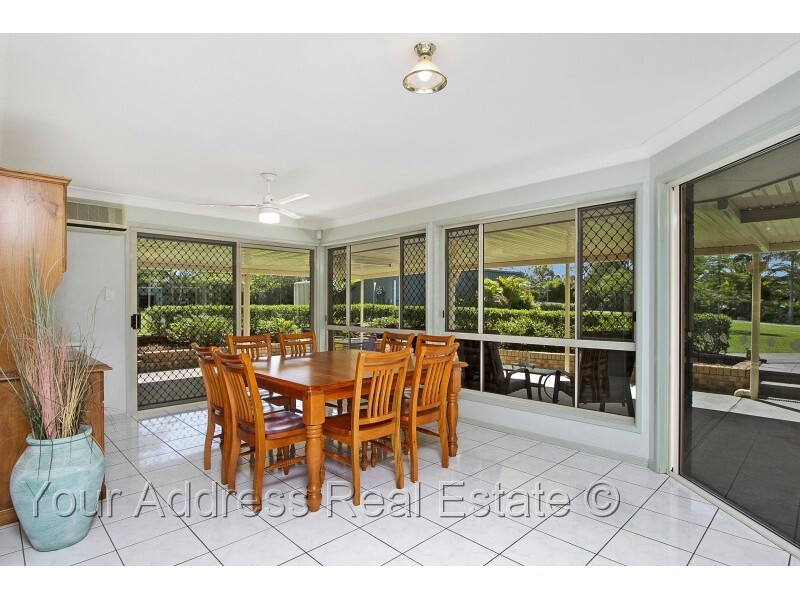 9 Auburn Court, Park Ridge South QLD 4125