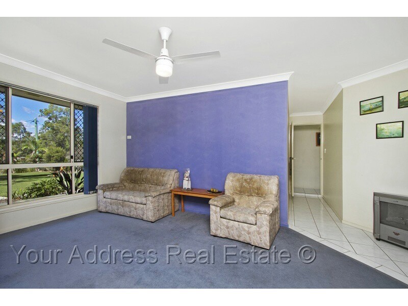 9 Auburn Court, Park Ridge South QLD 4125