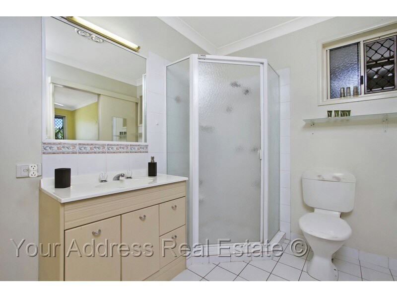 9 Auburn Court, Park Ridge South QLD 4125