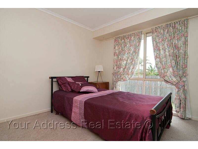 9 Talty Rise, Regents Park QLD 4118