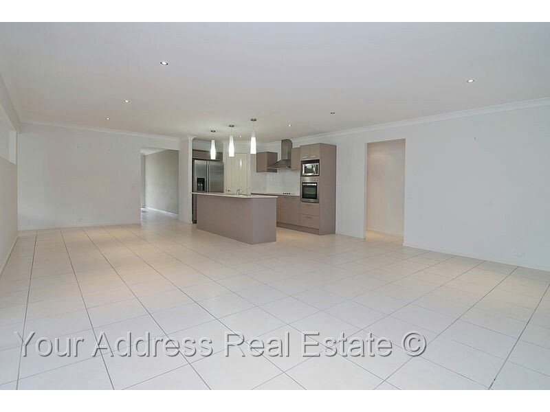 2-8 Waugh Court, New Beith QLD 4124