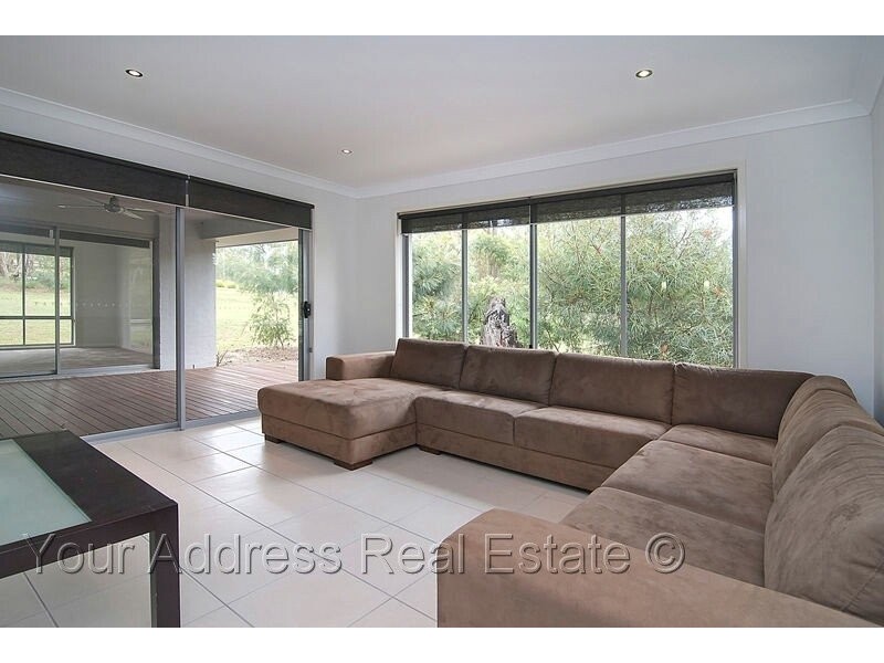 2-8 Waugh Court, New Beith QLD 4124