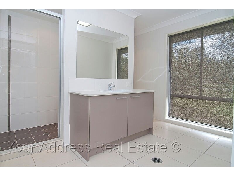 2-8 Waugh Court, New Beith QLD 4124