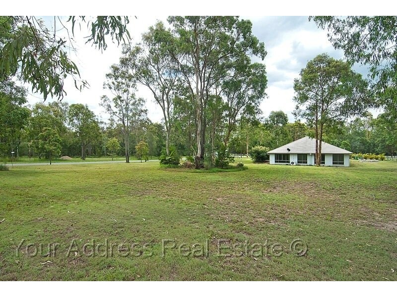 2-8 Waugh Court, New Beith QLD 4124