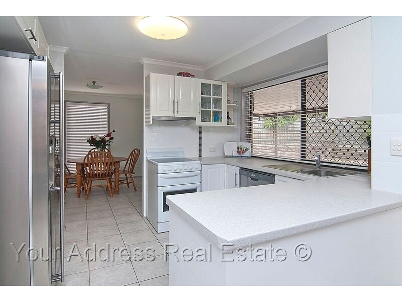 10 Regency Drive, Regents Park QLD 4118