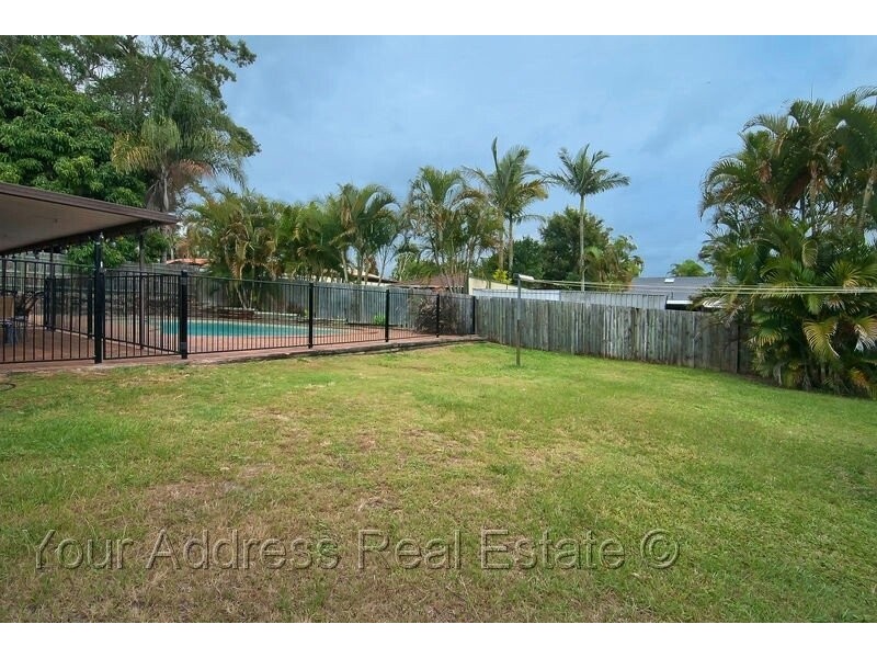 10 Regency Drive, Regents Park QLD 4118