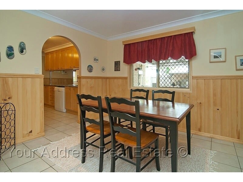 15 Stringybark Street, Regents Park QLD 4118