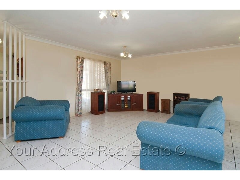 9 Stanley Court, Boronia Heights QLD 4124