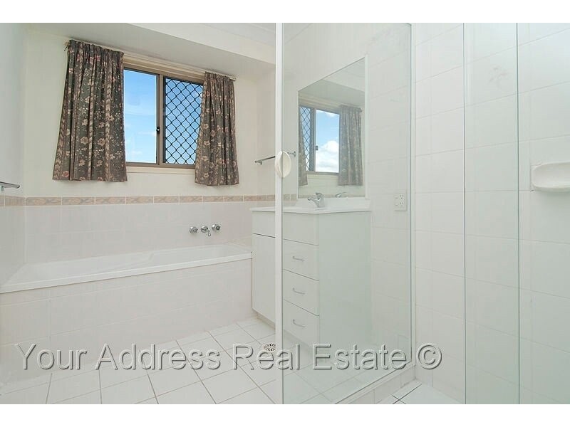 9 Stanley Court, Boronia Heights QLD 4124