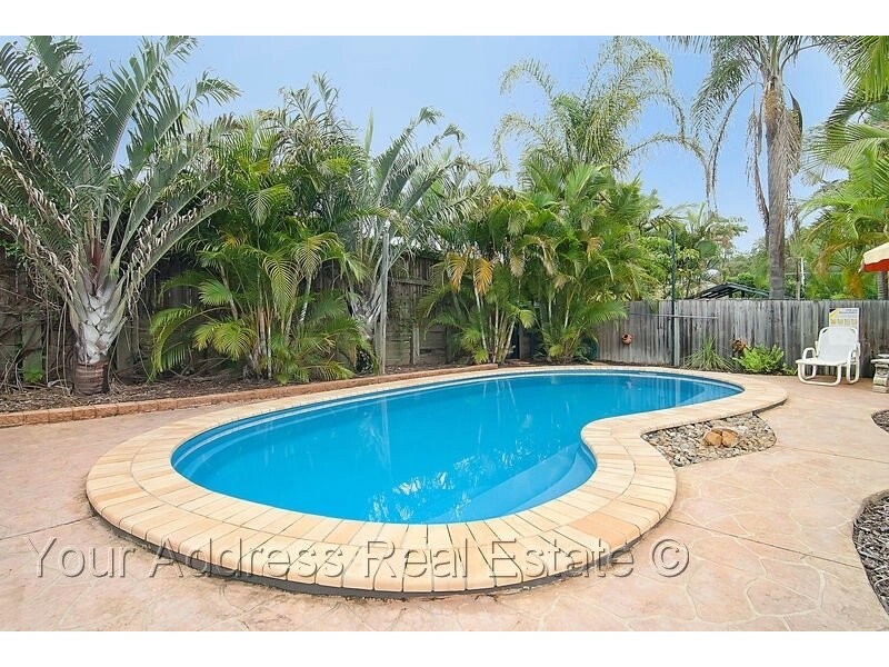 2 Latana Court, Regents Park QLD 4118