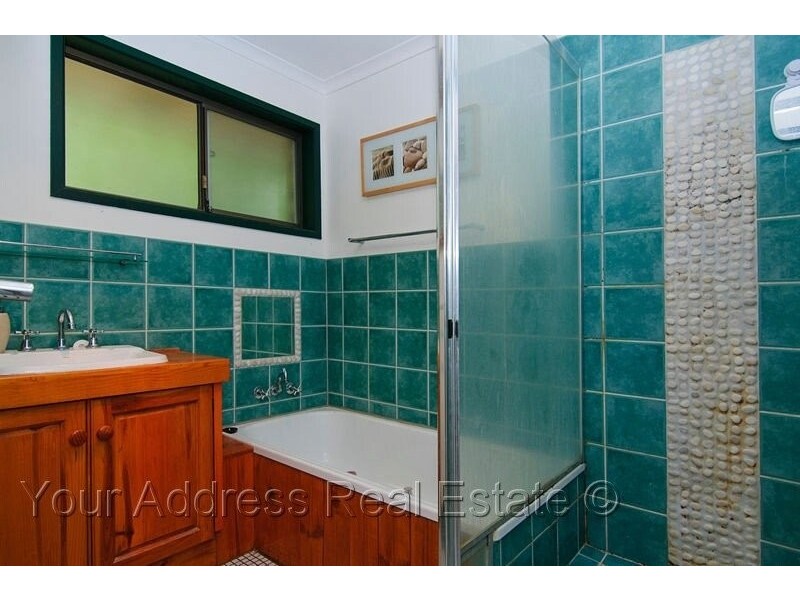 12 Vansittart Road, Regents Park QLD 4118