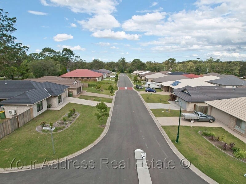 13 Dily Street, Hillcrest QLD 4118
