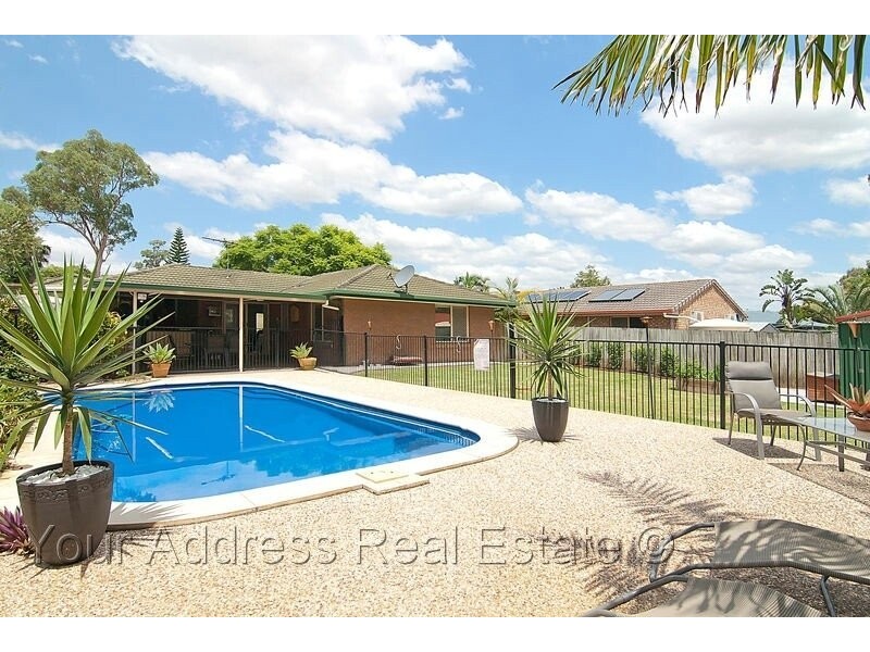 35 Bushland Drive, Regents Park QLD 4118
