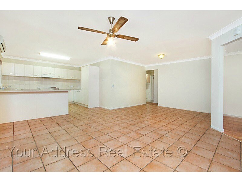14 Redgum  Drive, Regents Park QLD 4118