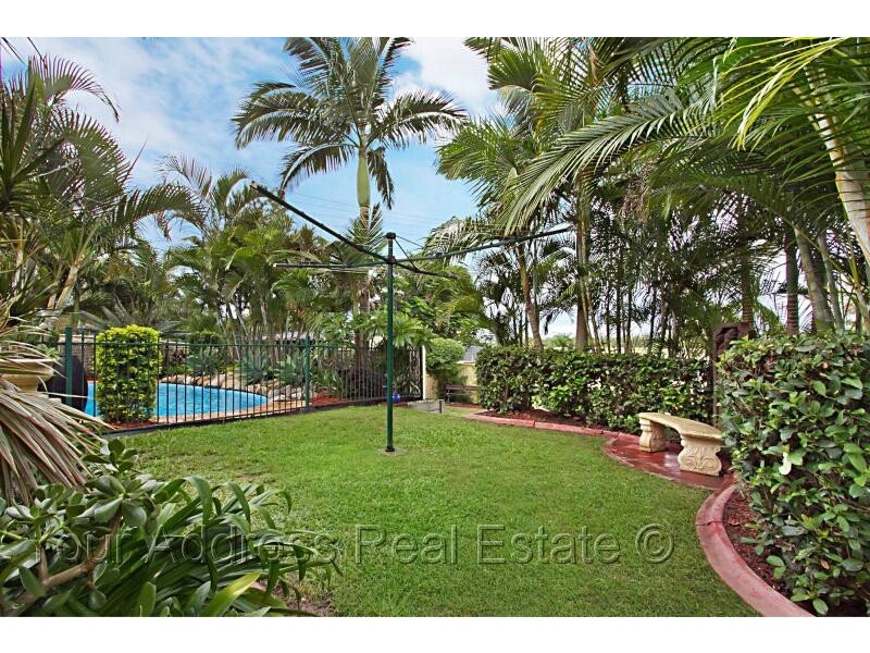 14 Redgum  Drive, Regents Park QLD 4118