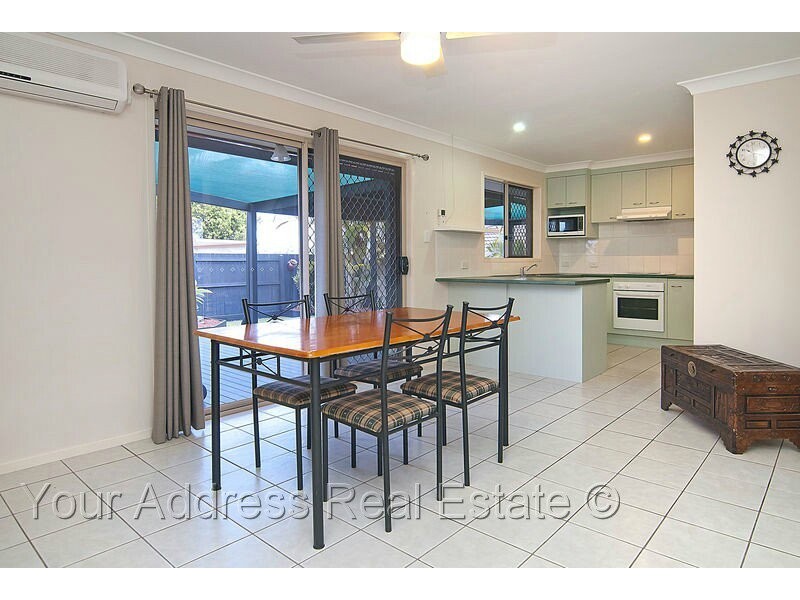 17 Leis Way, Regents Park QLD 4118