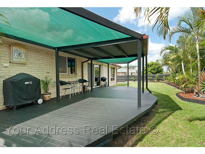 17 Leis Way, Regents Park QLD 4118