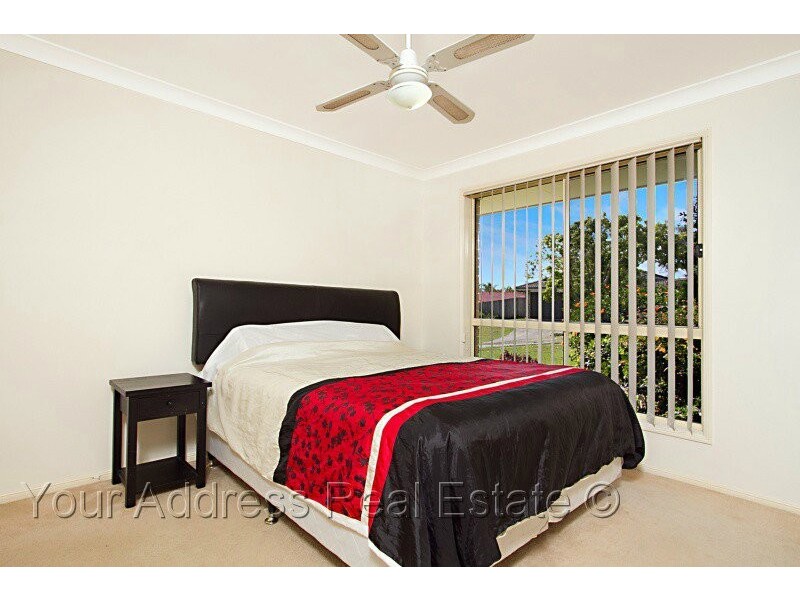 3 Carnea Place, Regents Park QLD 4118