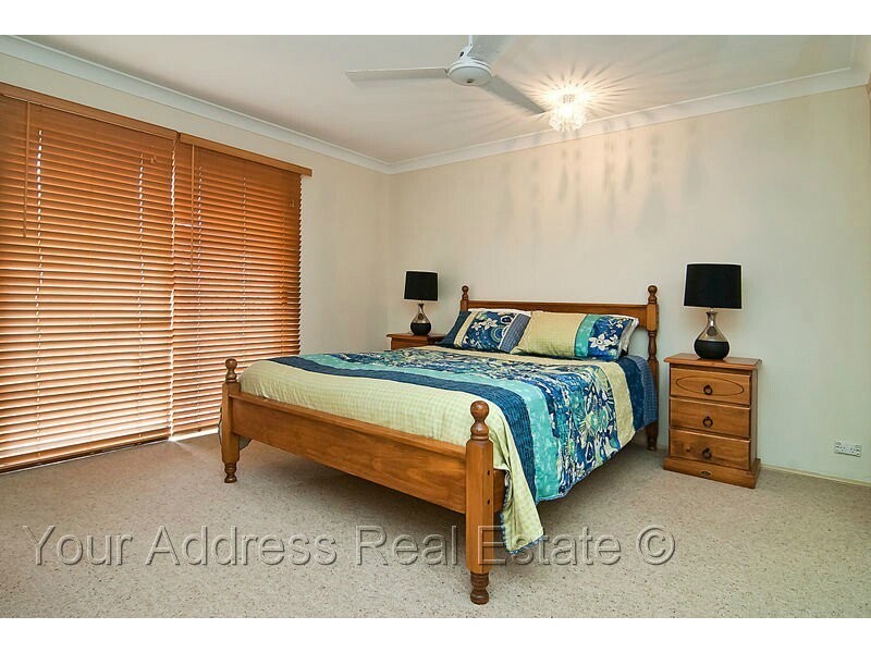 8 Gingko Crescent, Regents Park QLD 4118