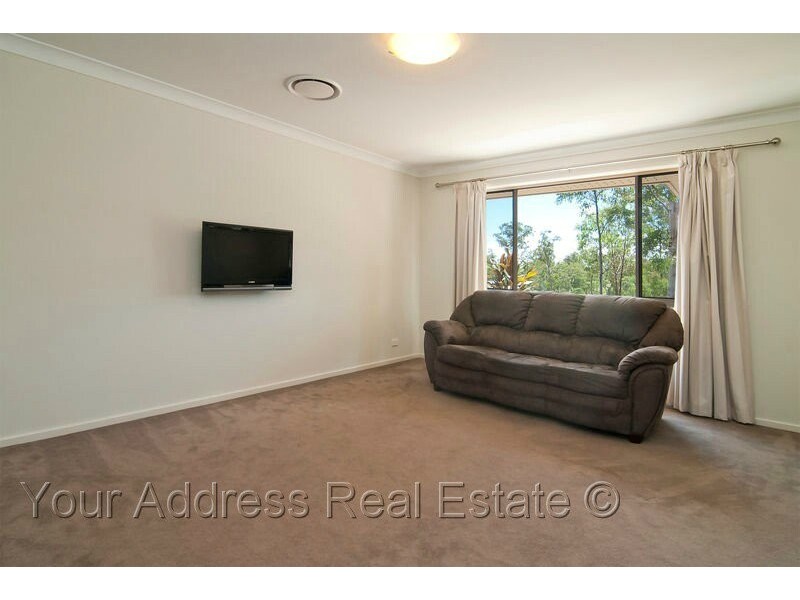 2 Pole Crescent, New Beith QLD 4124