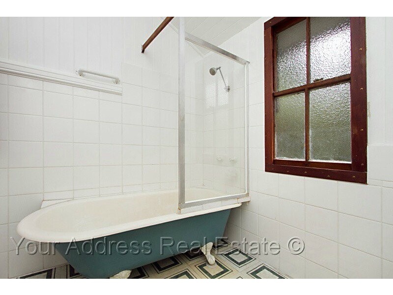 26 Fairfield Road, Fairfield QLD 4103