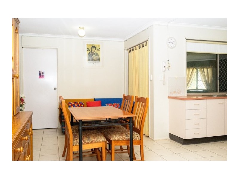 24 Federation Drive, Hillcrest QLD 4118