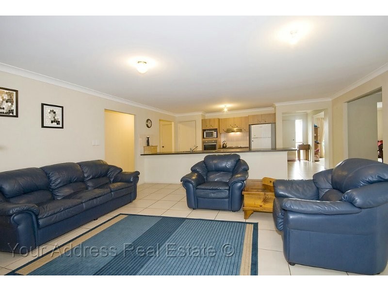 8 Gow Court, Crestmead QLD 4132