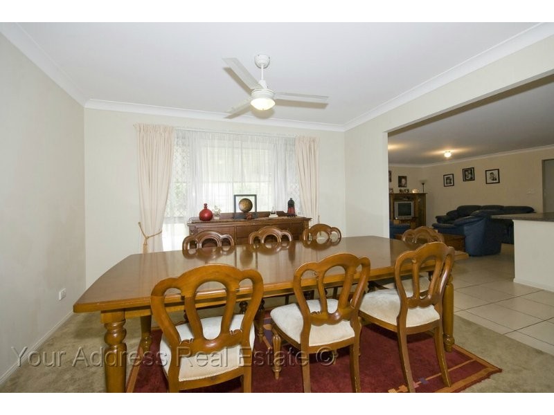 8 Gow Court, Crestmead QLD 4132