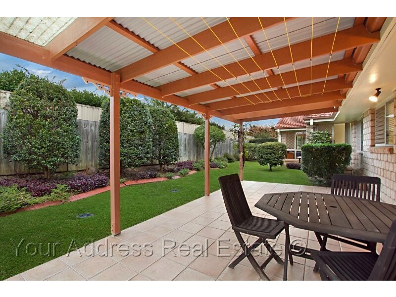 3 Mandeville Place, Regents Park QLD 4118