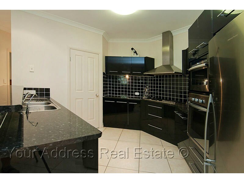 2 Dunnart Road, Greenbank QLD 4124