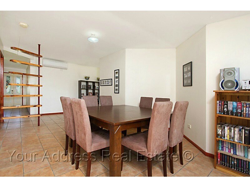 18 McPherson Road, Chambers Flat QLD 4133