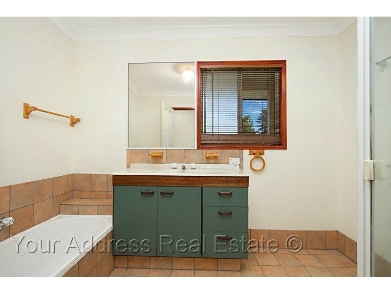 18 McPherson Road, Chambers Flat QLD 4133