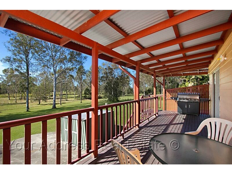 18 McPherson Road, Chambers Flat QLD 4133