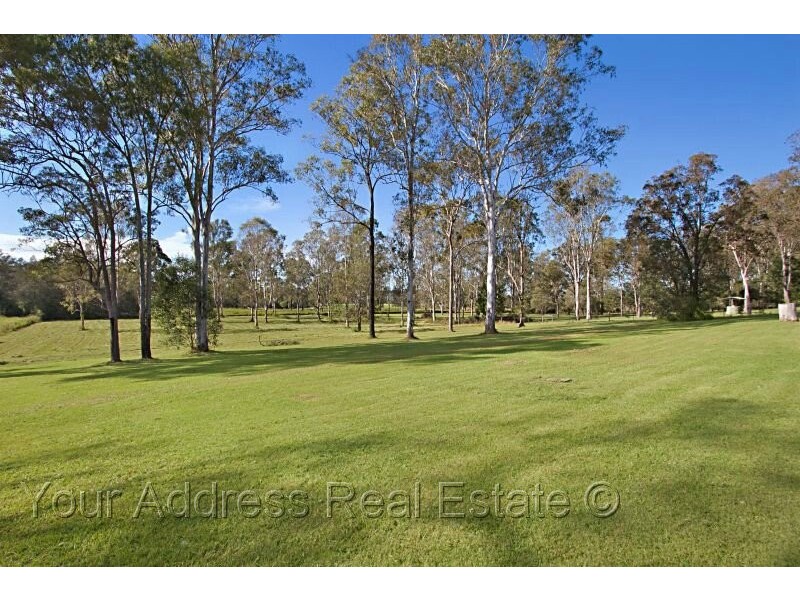 18 McPherson Road, Chambers Flat QLD 4133