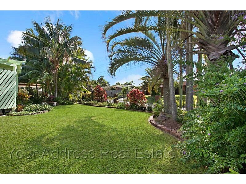 2 Cygnus Court, Regents Park QLD 4118