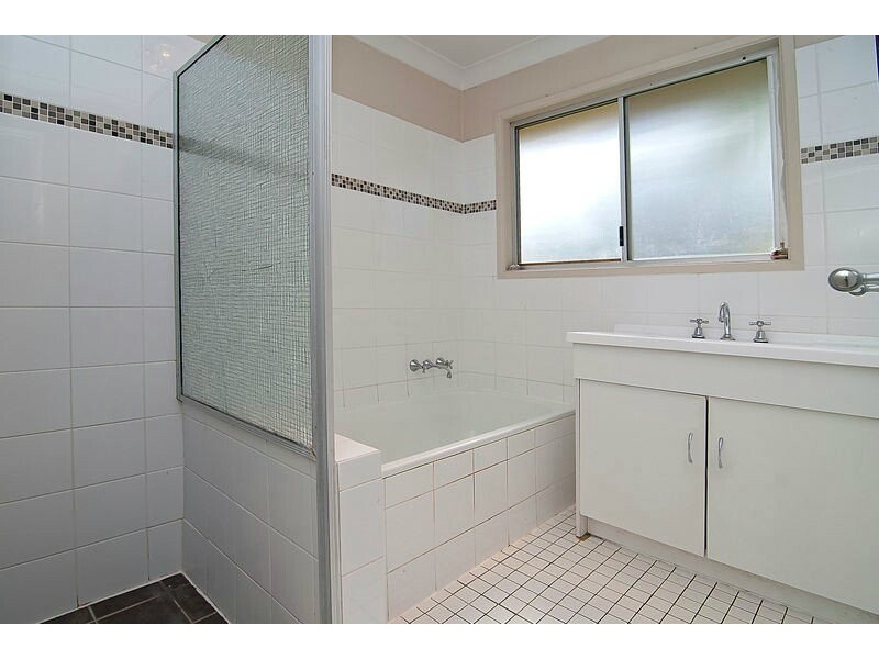 11 Melbury Street, Browns Plains QLD 4118