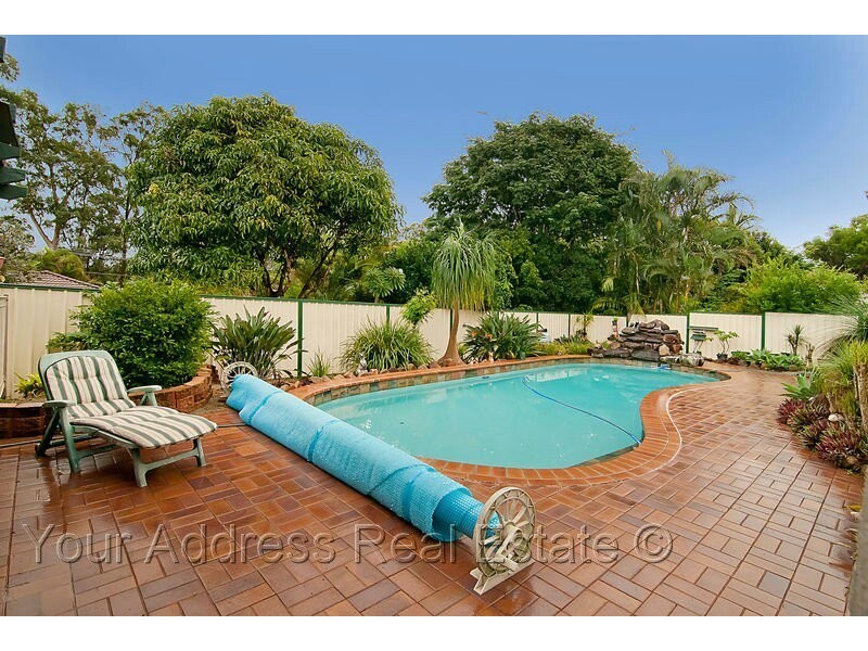 4 Semley Street, Hillcrest QLD 4118