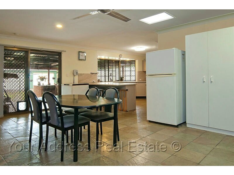 4 Semley Street, Hillcrest QLD 4118