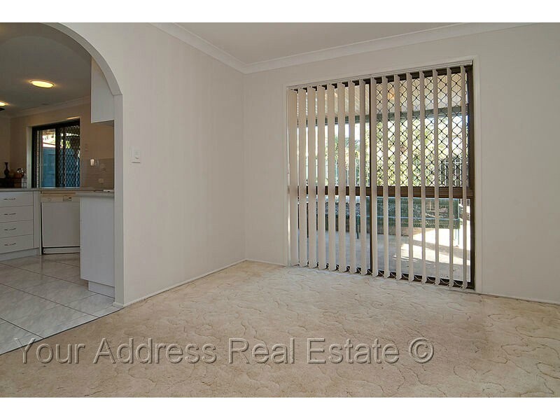 7 Corsloot Street, Regents Park QLD 4118