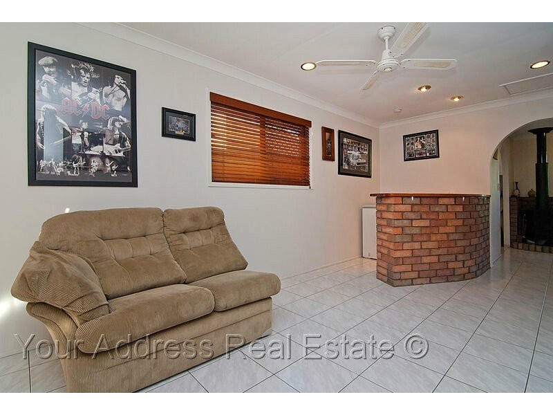 7 Corsloot Street, Regents Park QLD 4118