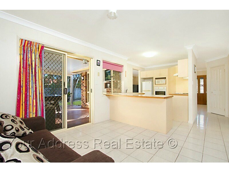 87 Federation Drive, Hillcrest QLD 4118