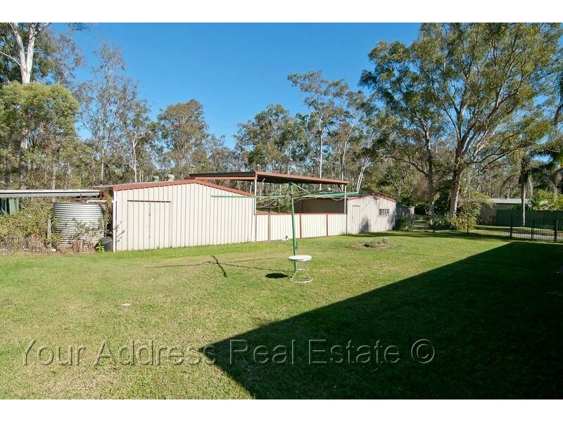 114-116 Merluna Road, Park Ridge South QLD 4125