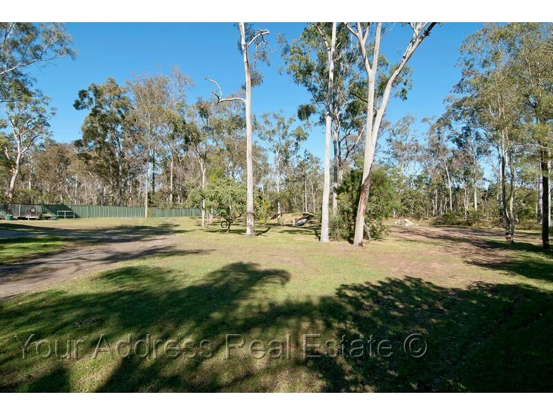 114-116 Merluna Road, Park Ridge South QLD 4125