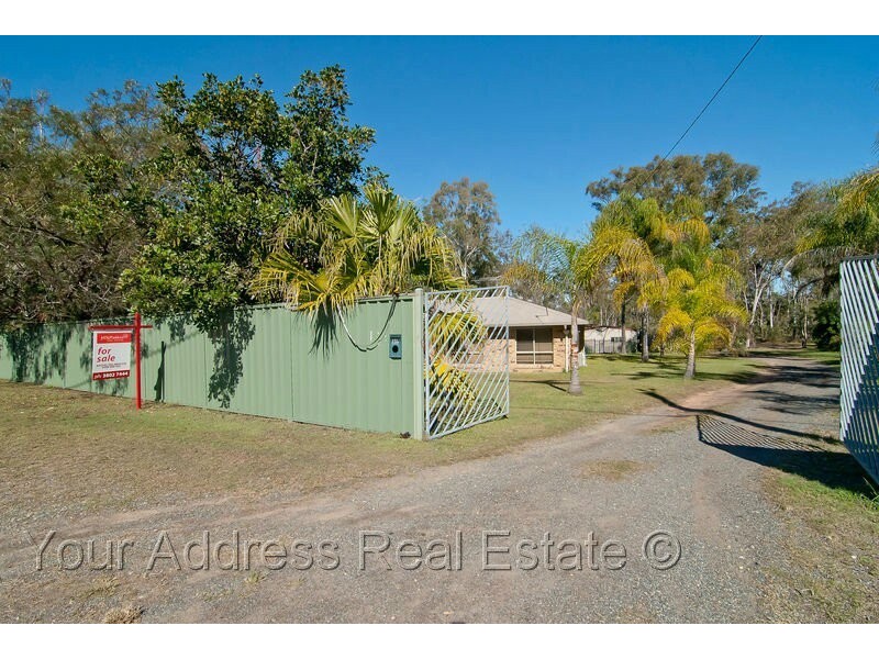 114-116 Merluna Road, Park Ridge South QLD 4125