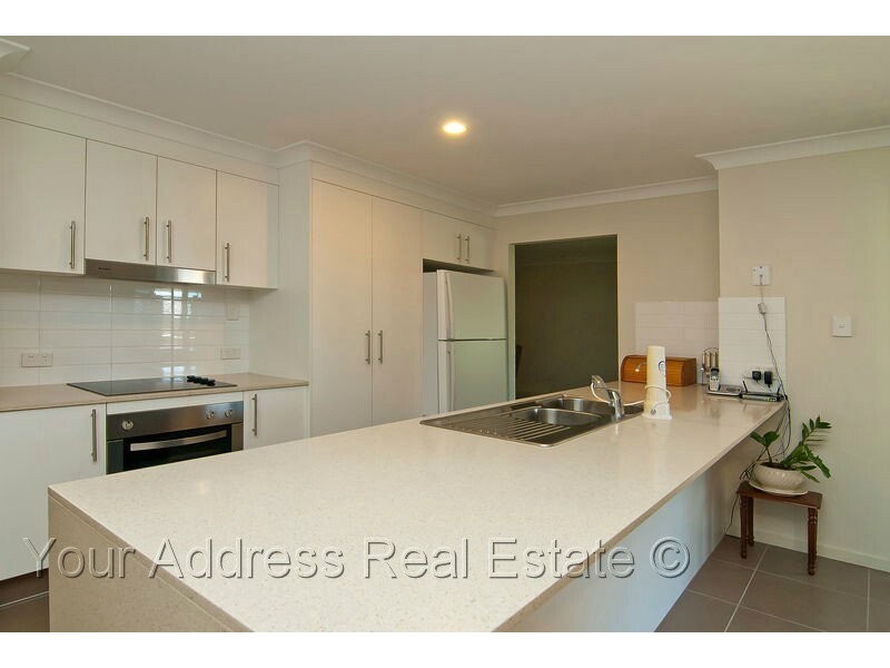18 Chaka Street, Hillcrest QLD 4118