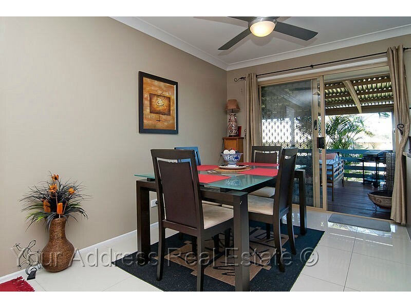 34 Redgum Drive, Regents Park QLD 4118