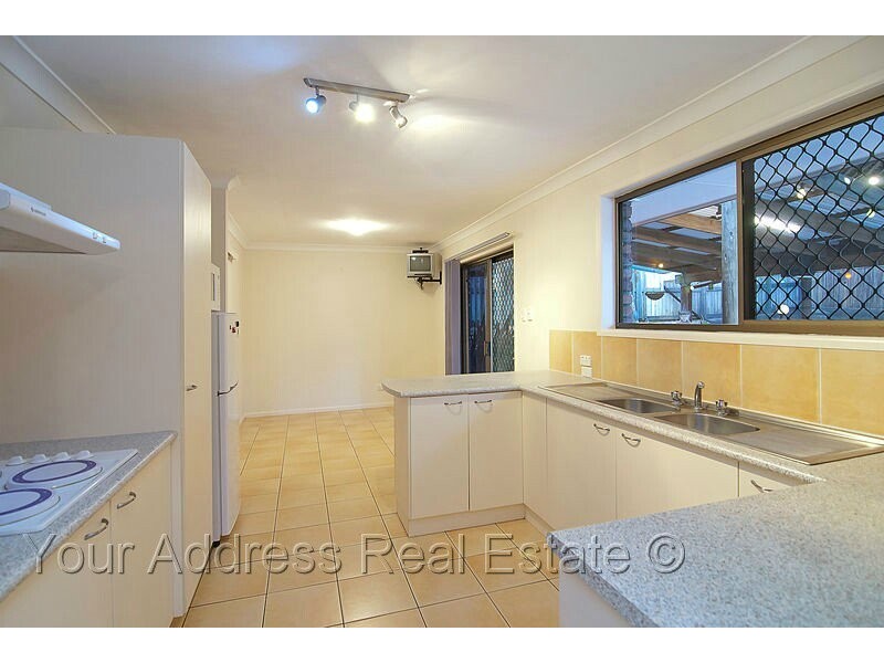 22 Dracon Street, Regents Park QLD 4118